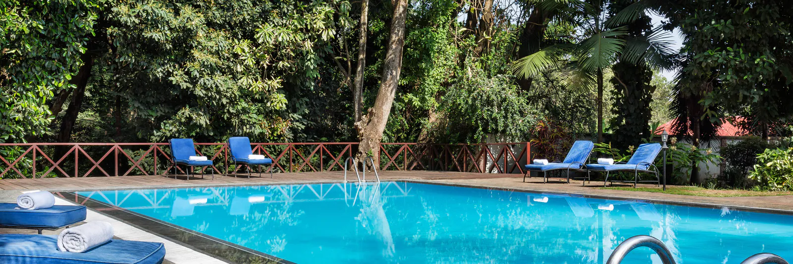 jrofp-pool-9748-hor-pano