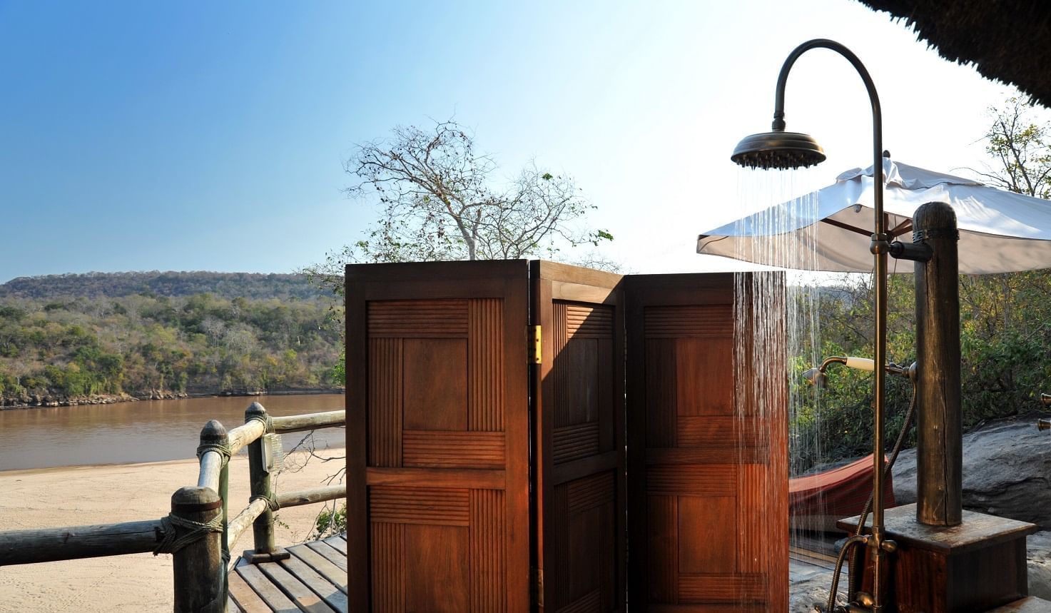 mv-deck-shower-2