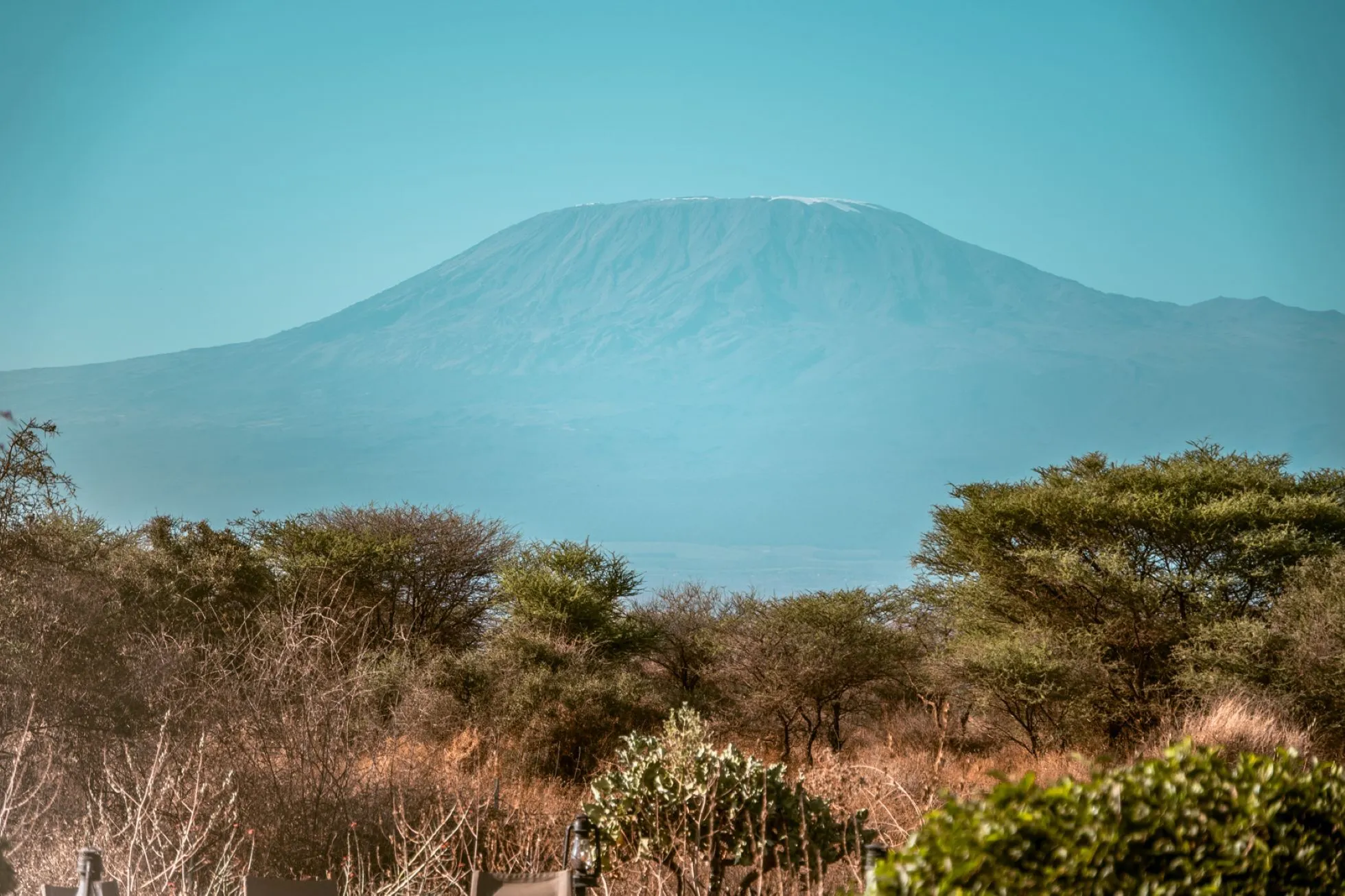 IM_KE_AMB_Tulia-Amboseli-Safari-Camp_Kili-view.webp