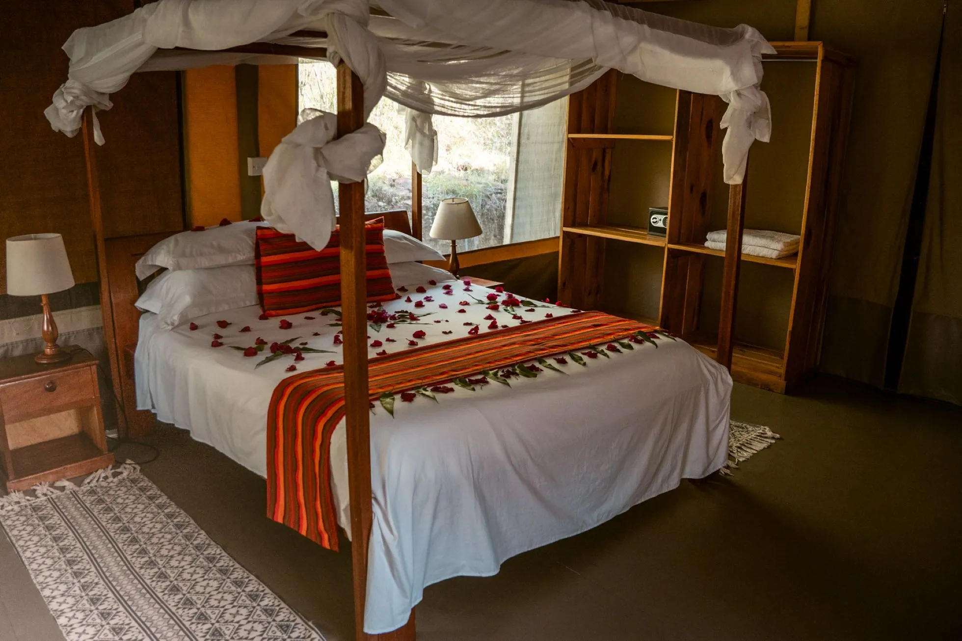 IM_KE_MAR_Zebra-Plains-Mara-Camp_Bedroom.webp