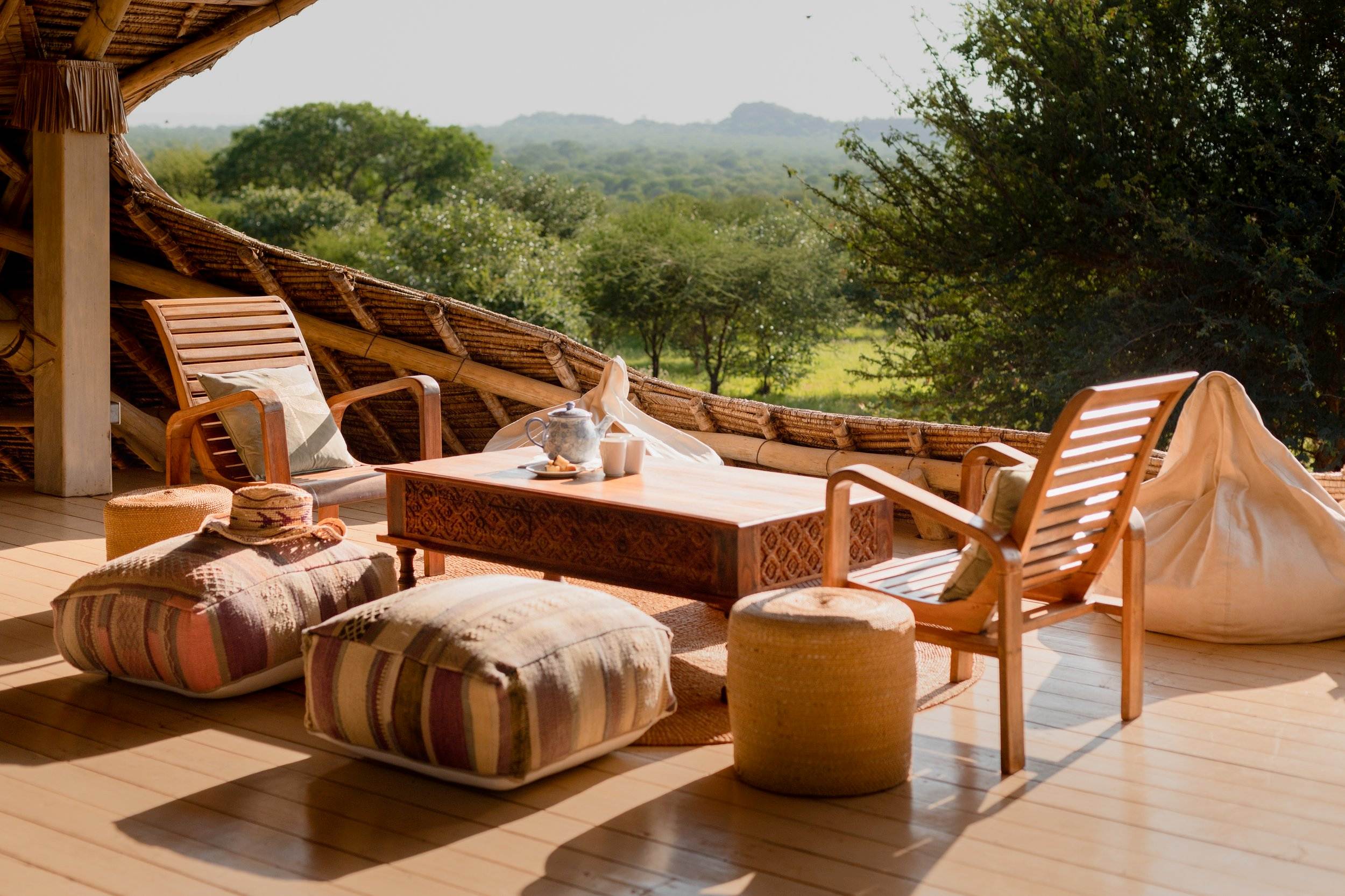 IM_KE__TEAS_Ithumba-Camp_balcony.jpg