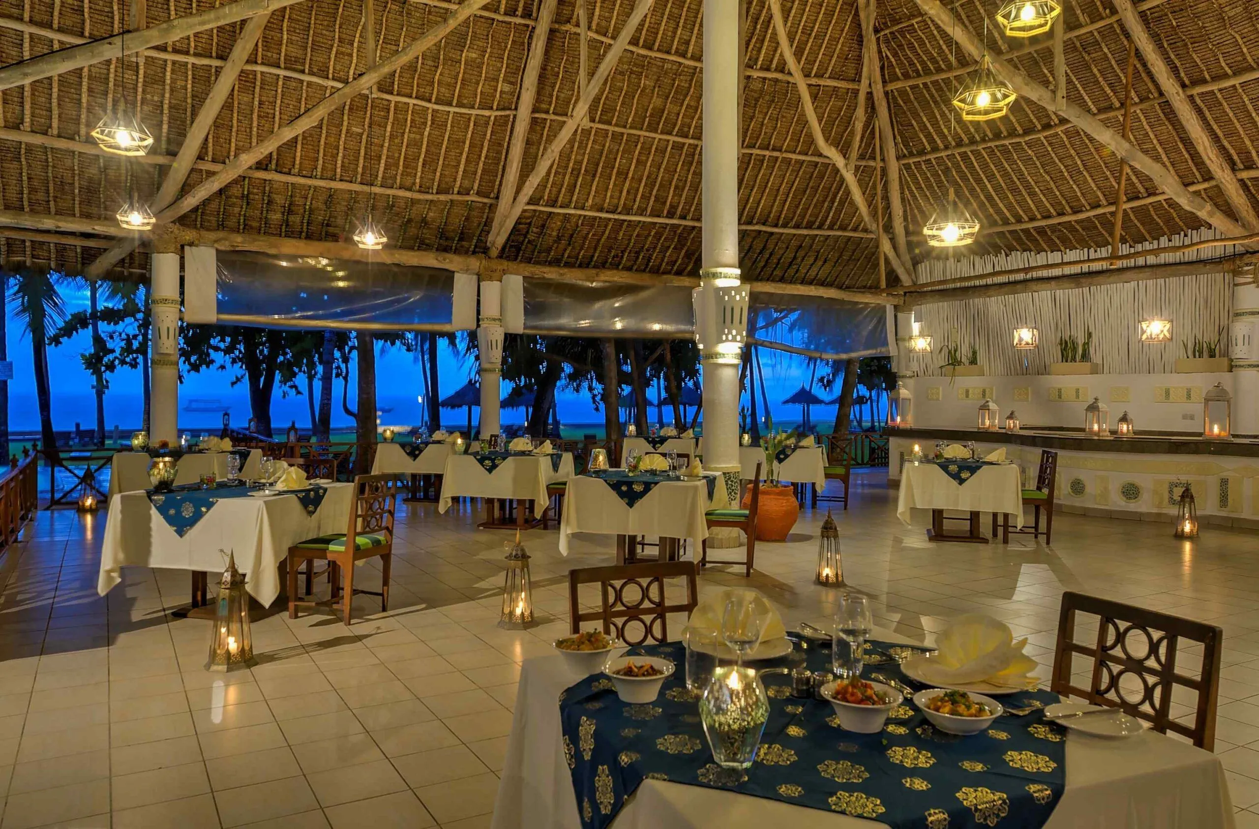 restaurant-1-scaled-1.webp