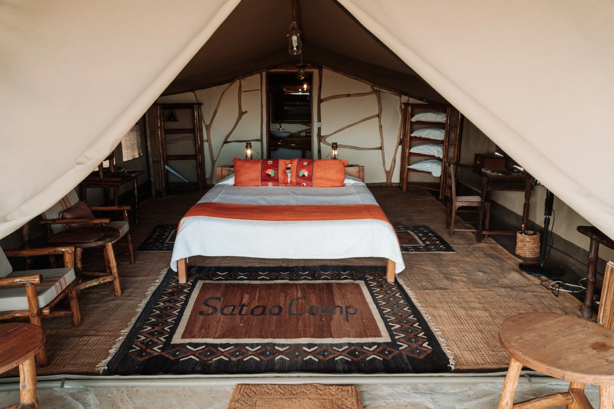 tent-inside.webp